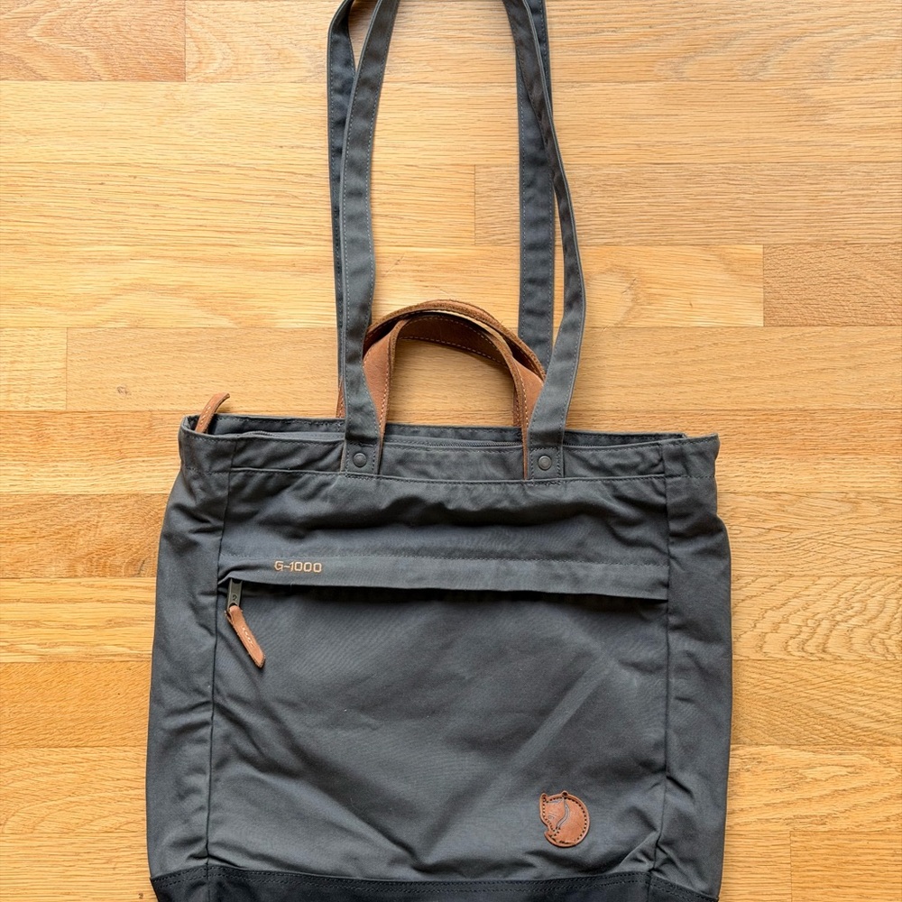 Stylish Gray Tote Bag